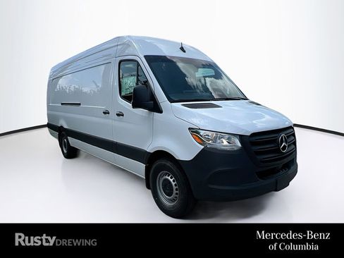 New 2025 Mercedes-Benz Sprinter 2500 image 1