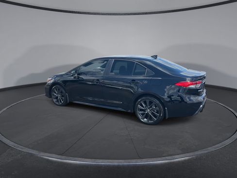 Used 2026 Toyota Corolla SE image 6