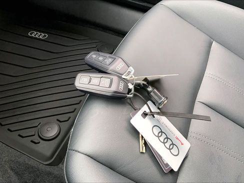 Used 2025 Audi A5 2.0T Premium Plus w/ Premium Plus AWD/4WD image 15