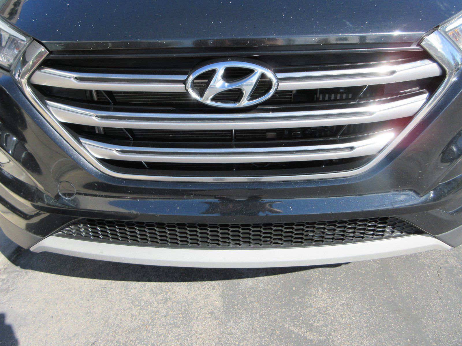 Used 2017 Hyundai Tucson Limited AWD/4WD image 16