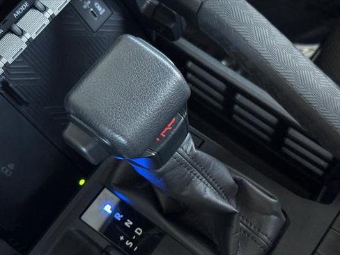 Certified 2025 Toyota 4Runner TRD Off-Road image 26