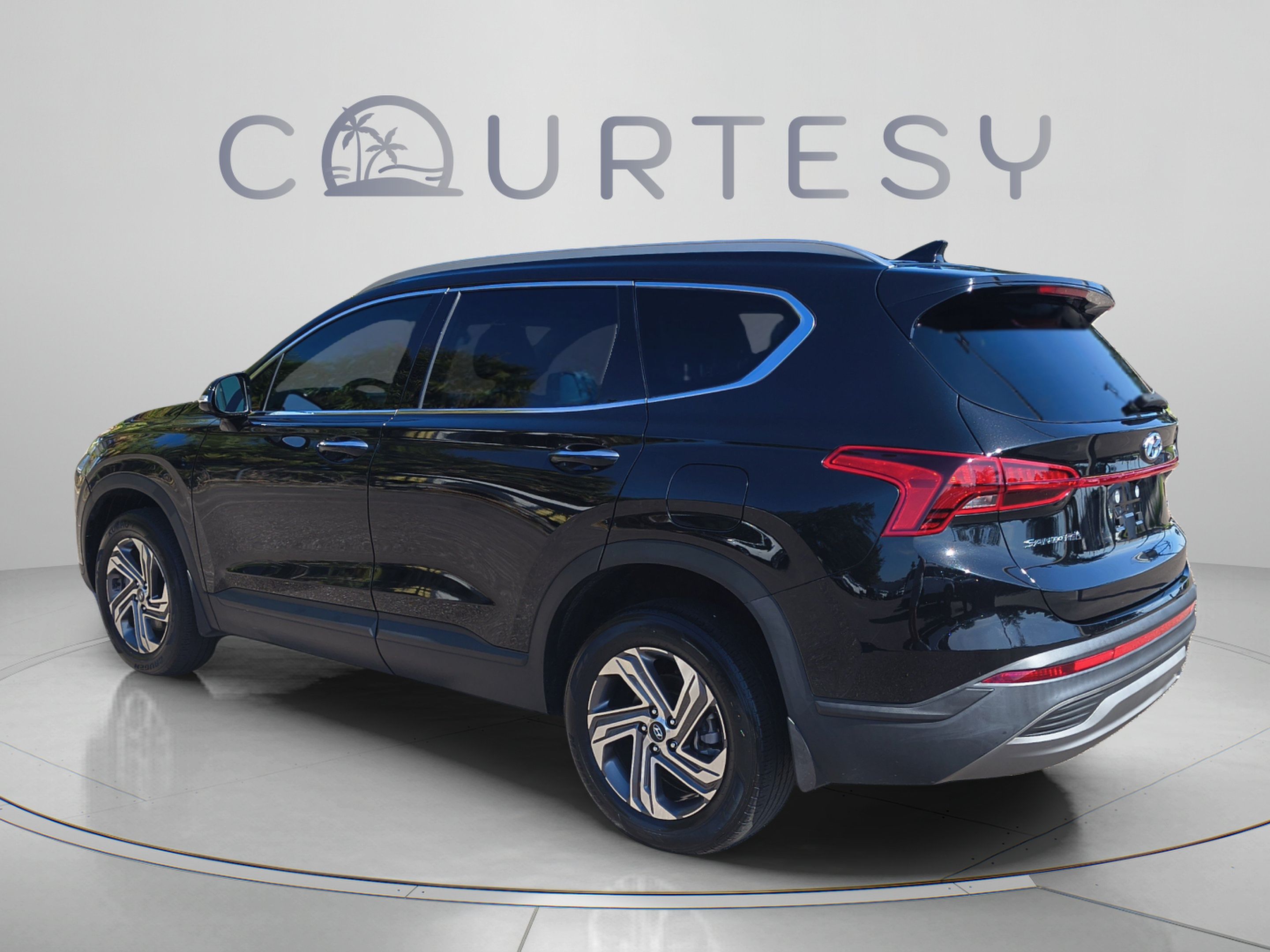 Used 2023 Hyundai Santa Fe SEL AWD/4WD image 3
