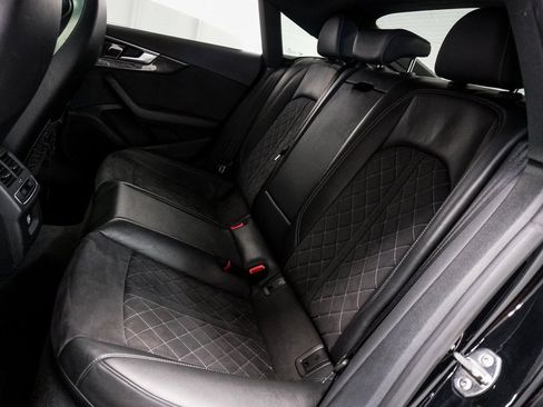 Used 2022 Audi S5 Premium image 9