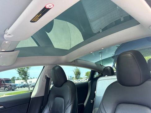 Used 2023 Tesla Model 3 Standard Range RWD image 31