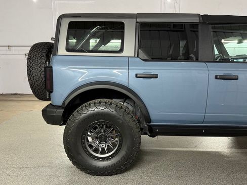 Used 2023 Ford Bronco Badlands AWD/4WD image 6