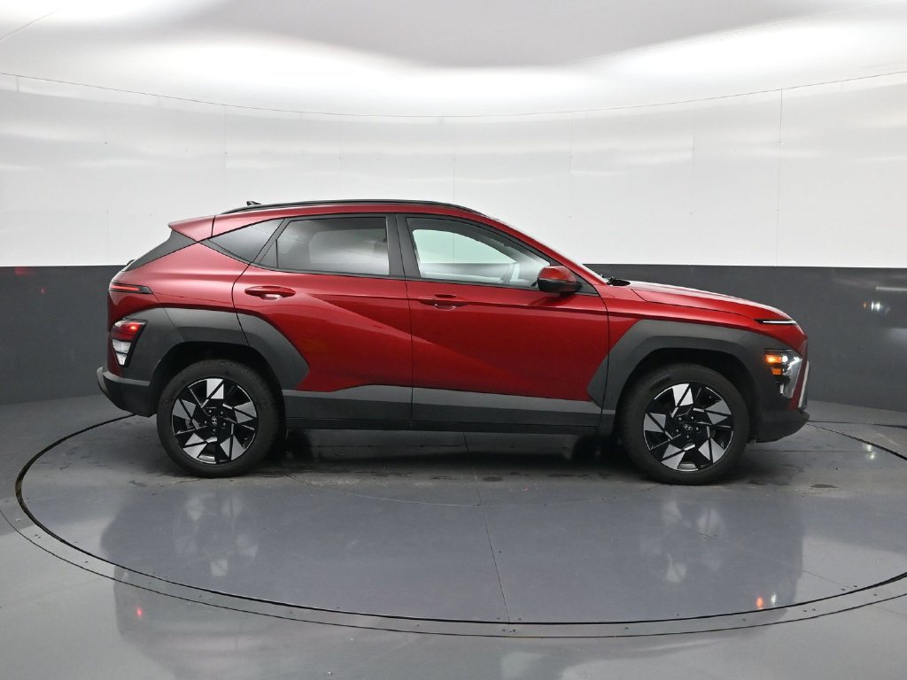Used 2025 Hyundai Kona SEL AWD/4WD image 11