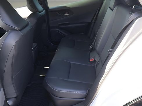 Certified 2025 Toyota Prius XLE image 10