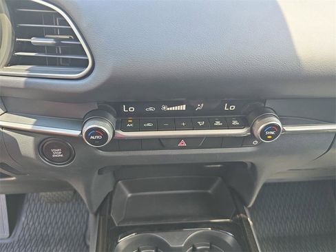 New 2025 MAZDA CX-30 AWD 2.5 S w/ Select Sport Pkg image 16
