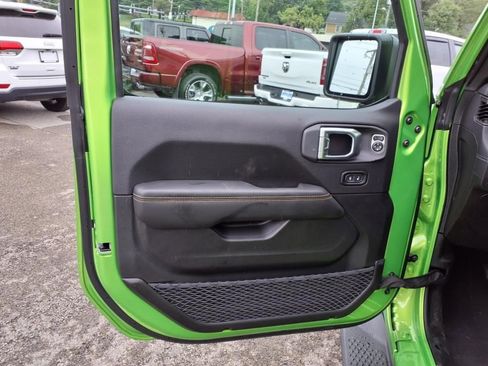 New 2025 Jeep Gladiator Sport image 9