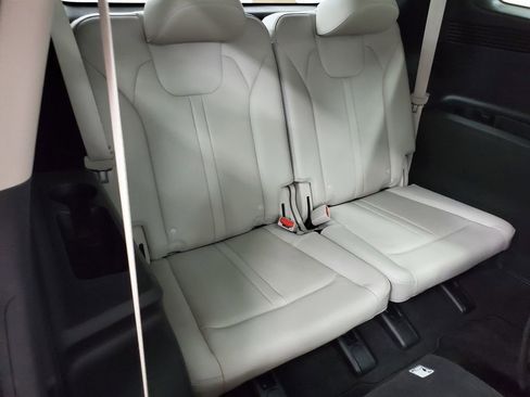 Used 2023 Kia Sorento SX image 24