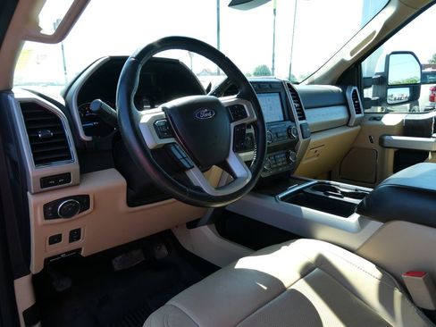 Used 2019 Ford F350 Lariat w/ Lariat Ultimate Package AWD/4WD image 25
