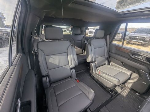 New 2026 GMC Yukon Denali w/ Sun & Power Step Package image 15