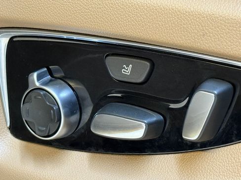 Used 2018 Cadillac Escalade Platinum image 14