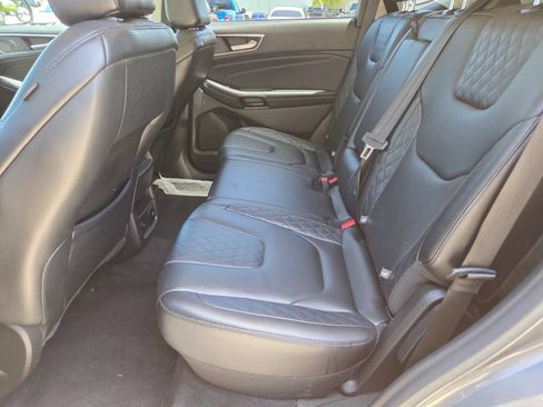 Used 2023 Ford Edge Titanium AWD/4WD image 23