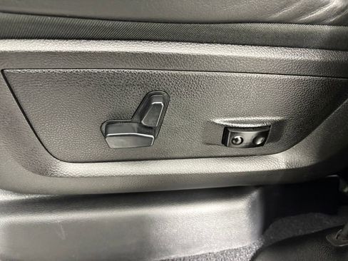 Used 2019 RAM 2500 Limited AWD/4WD image 15