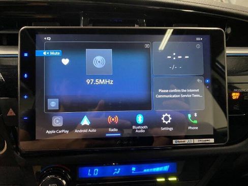 Used 2015 Toyota Corolla S FWD image 22