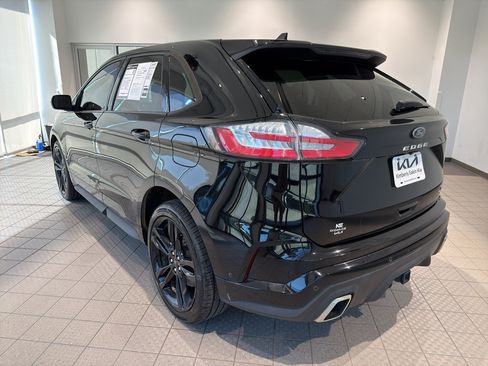 Used 2022 Ford Edge ST w/ Equipment Group 401A AWD/4WD image 3