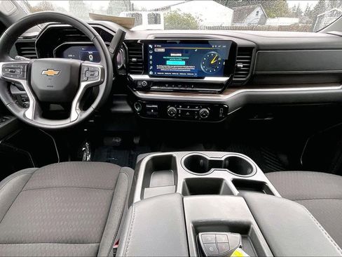 Used 2024 Chevrolet Silverado 2500 LT image 14