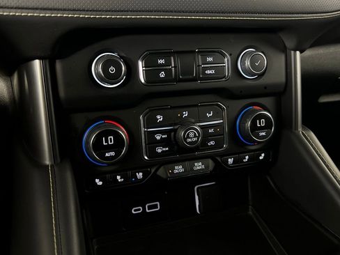 Used 2024 Chevrolet Tahoe Premier image 19