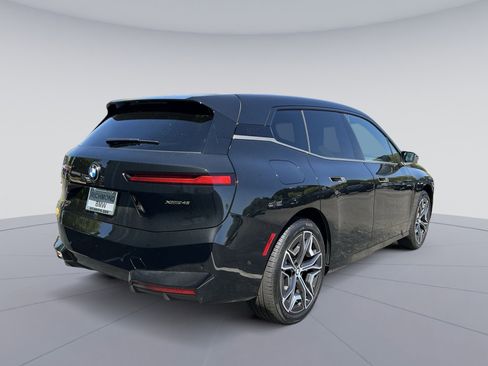 New 2026 BMW iX xDrive45 w/ Premium Package AWD/4WD image 5