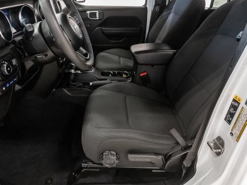 Used 2023 Jeep Wrangler Unlimited w/ Sun & Screen Package AWD/4WD image 11