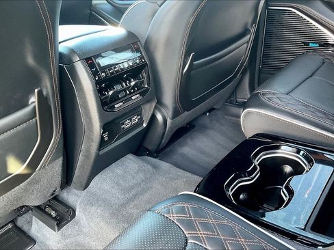 Used 2023 Jeep Grand Cherokee L Summit image 31