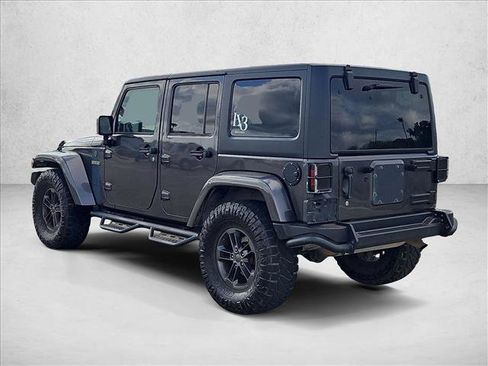 Used 2018 Jeep Wrangler Unlimited Sport image 7