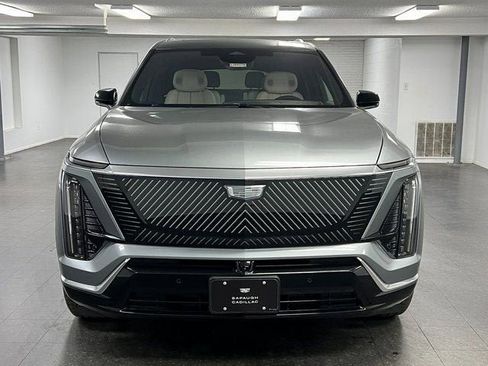 New 2026 Cadillac Vistiq Luxury w/ LPO, Floor Liner Package image 8