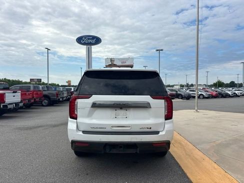Used 2021 GMC Yukon AT4 w/ AT4 Premium Plus Package AWD/4WD image 4