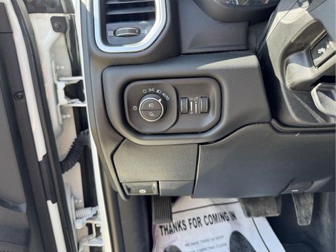 Used 2019 RAM 2500 Big Horn AWD/4WD image 17