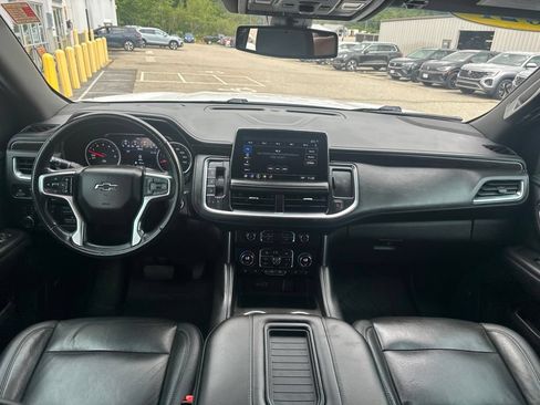 Used 2021 Chevrolet Tahoe Z71 w/ Z71 Off-Road Package AWD/4WD image 18