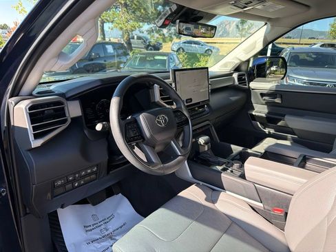 Used 2024 Toyota Tundra Limited AWD/4WD image 24