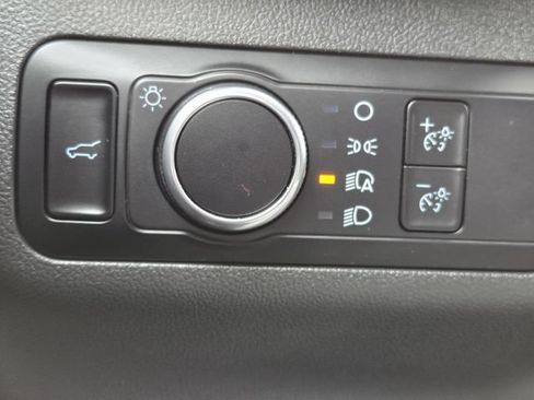Used 2024 Ford Escape ST-Line FWD image 19