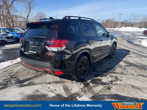 Used 2023 Subaru Forester Sport image 5