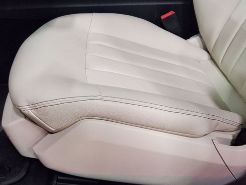 Used 2014 Mercedes-Benz E 350 4MATIC Luxury Wagon image 45