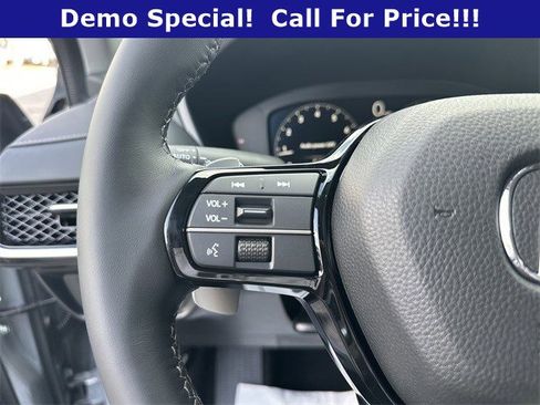 Used 2025 Acura ADX FWD image 17