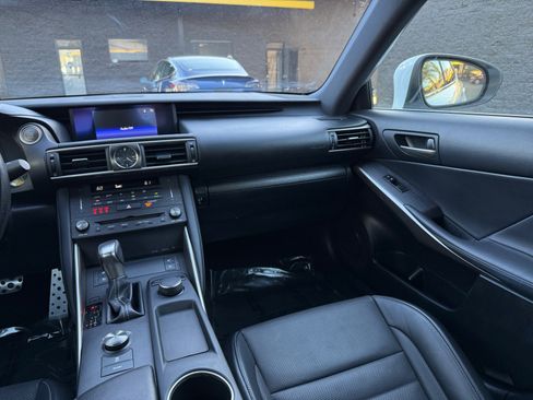Used 2020 Lexus IS 300 F Sport image 23