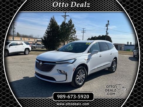 Used 2023 Buick Enclave Essence image 1