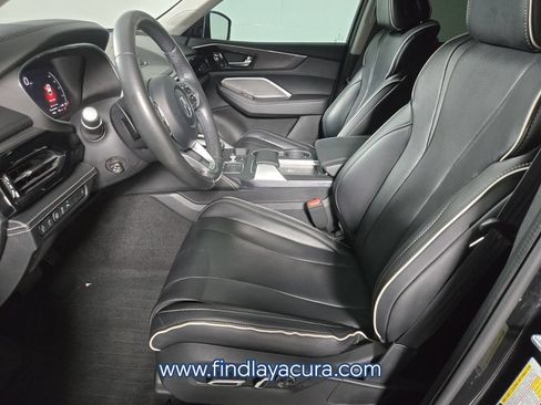 Used 2023 Acura MDX SH-AWD w/ Advance Package image 15