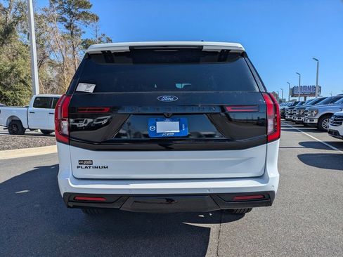 New 2026 Ford Expedition Platinum w/ Stealth Appearance Package image 5