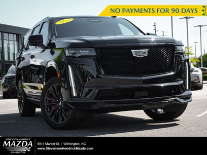 Used 2023 Cadillac Escalade V w/ LPO, ONYX Package