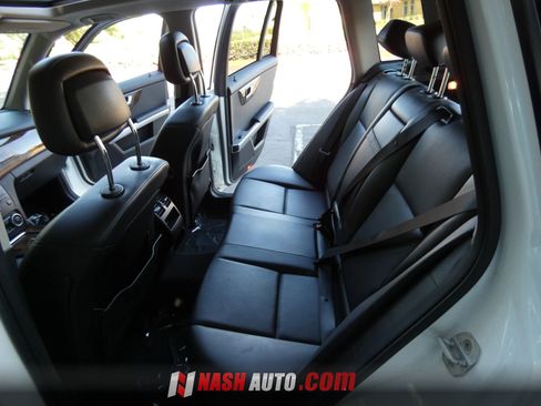 Used 2014 Mercedes-Benz GLK 350 2WD w/ Premium 1 Package image 38
