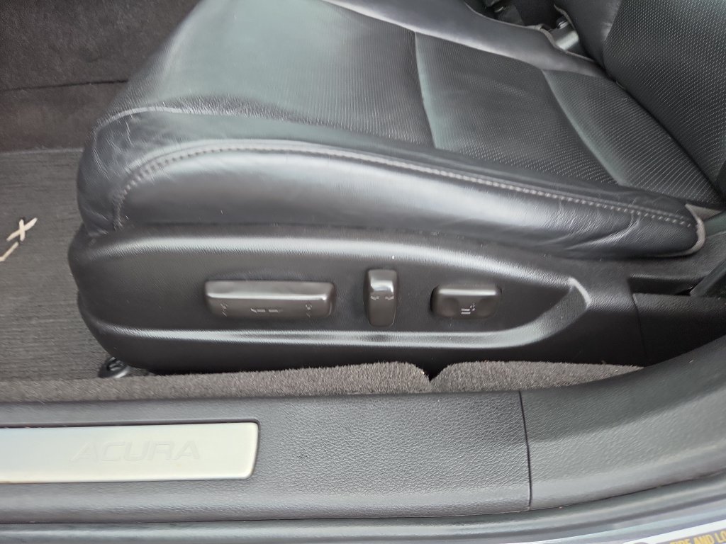 Used 2020 Acura TLX w/ Technology Package FWD image 12