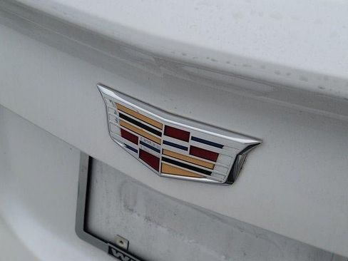 Certified 2024 Cadillac XT4 Sport FWD image 7