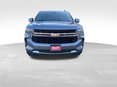 Used 2021 Chevrolet Suburban LS image 9