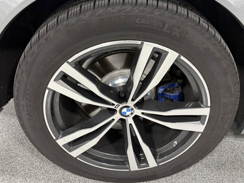 Certified 2026 BMW X7 xDrive40i w/ M Sport Package AWD/4WD image 14