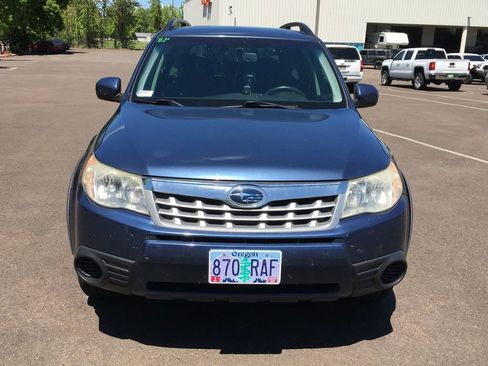 Used 2012 Subaru Forester 2.5X Premium AWD/4WD image 9