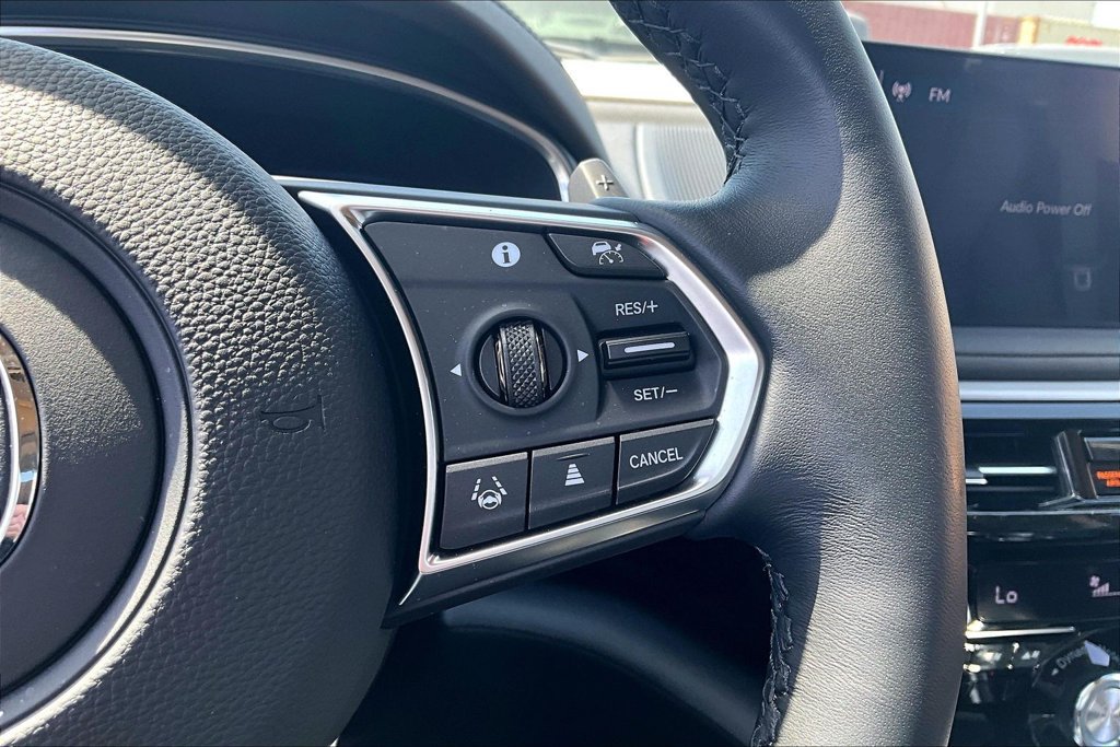 Certified 2026 Acura MDX w/ Technology Package FWD image 24