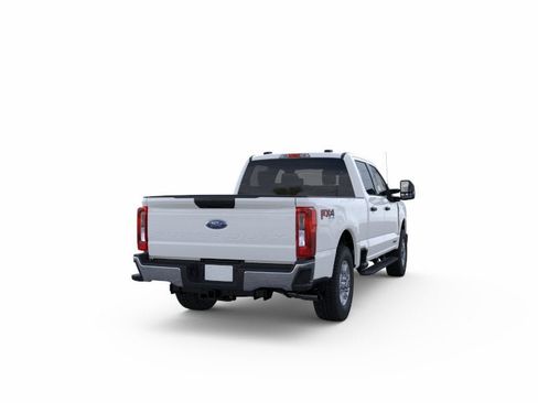 New 2026 Ford F350 XLT w/ FX4 Off-Road Package image 8