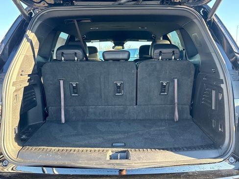 Used 2025 Buick Enclave Sport Touring image 28